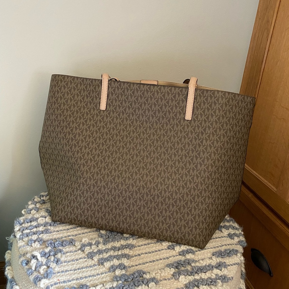 Michael Kors tote bag